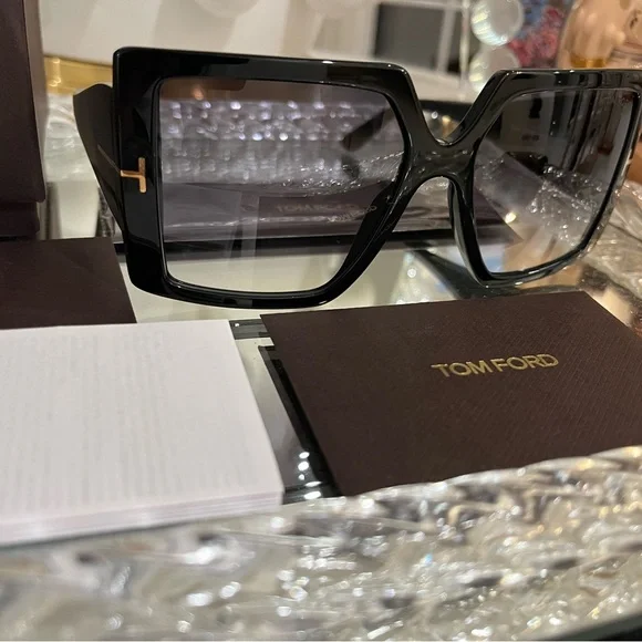 Say less!! Tom Ford Sunglasses New With Tags.. New You .. Old you.. Ballin you!! Say less!! Tom Ford Sunglasses New With Tags.. New You  main image 2